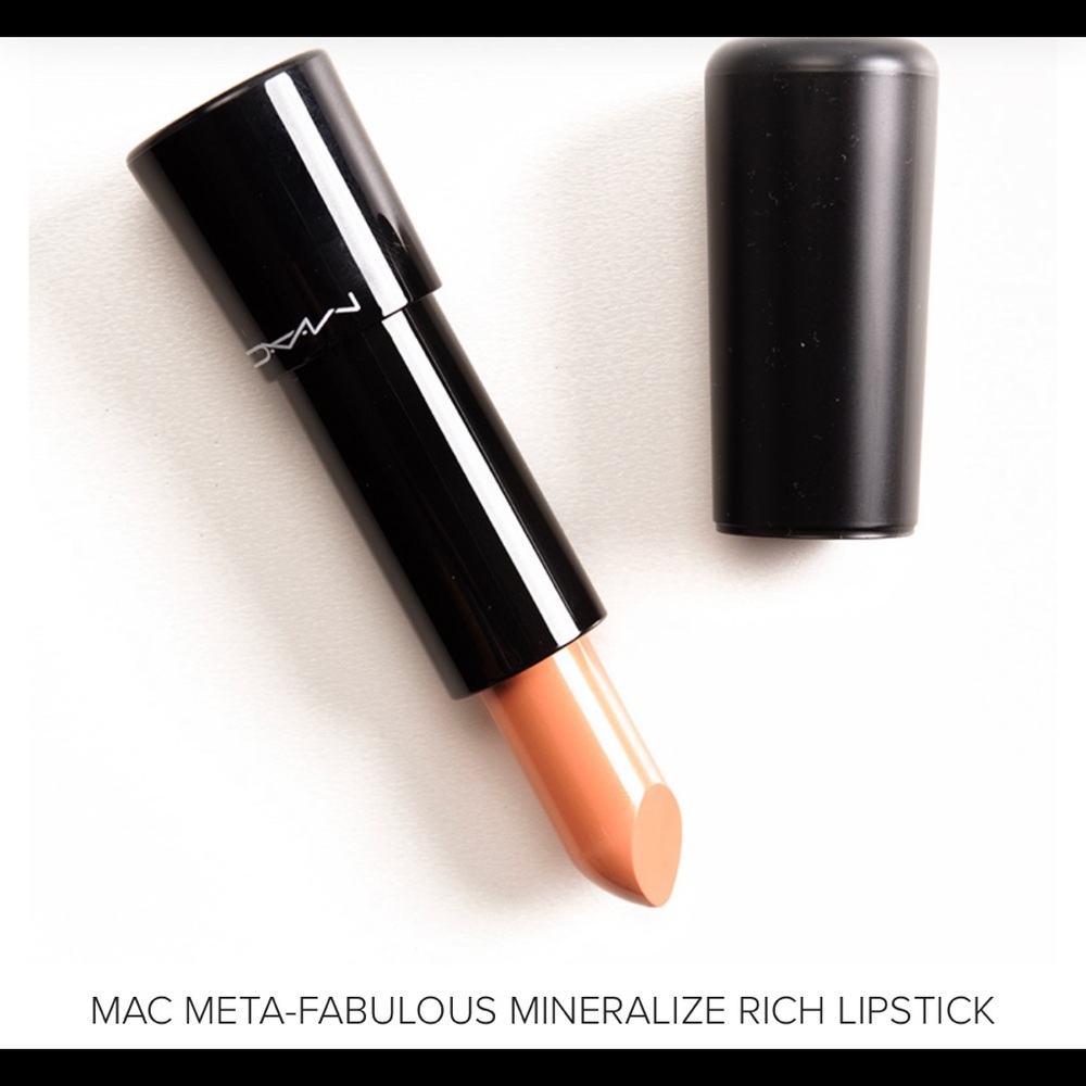 Lipstick - Picture 2 of 4